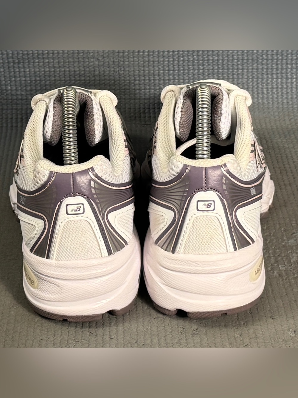 New Balance 740 Athletic Casual Shoes Women’s Size 6 - Picture 7 of 9
